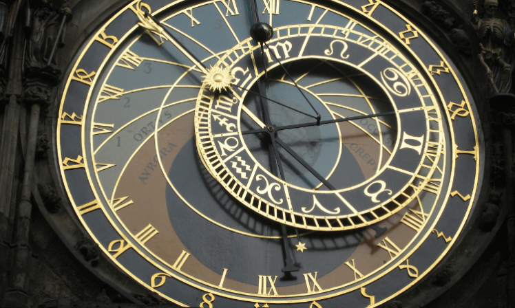 ساعت نجومی چیست ؟